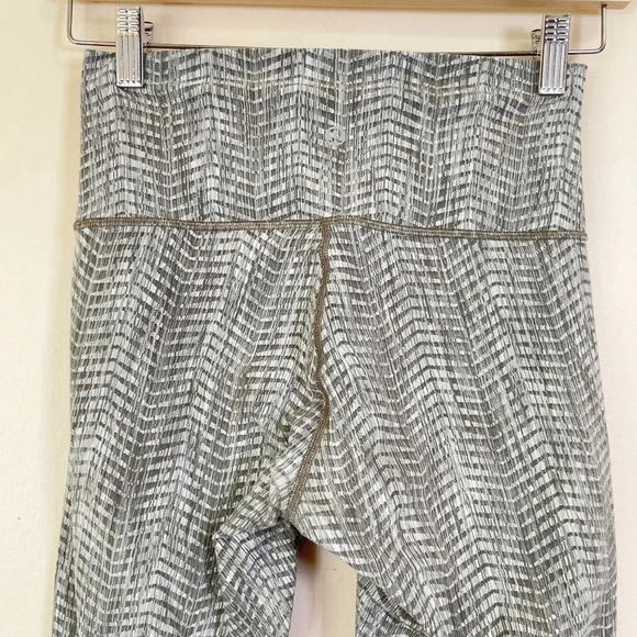 Lululemon Wunder Under Crop Full On Luon 21" High Rise Arrow Jacquard Dark Olive - Picture 9 of 13